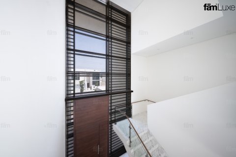 Villa à vendre à  Dubai, EAU 5 chambres, 770 m2 № 630351 - photo 5