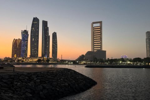 Lupain sa Al Bateen, Abu Dhabi, UAE 2099 sq.m. № 717426 - larawan 14