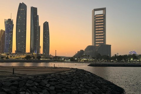 Lupain sa Al Bateen, Abu Dhabi, UAE 2099 sq.m. № 717426 - larawan 12