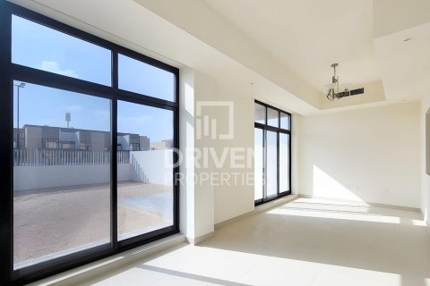 Villa te koop in Mohammed Bin Rashid City, Dubai, VAE 4 slaapkamers, 554 vr.m., nr 683744 - foto 3