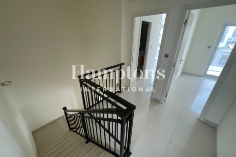 Kamienica do wynajęcia w Dubai, ZEA 3 sypialnie, 222.96720000 mkw., nr 651303 - zdjęcie 3