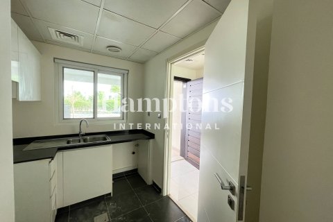 Kamienica do wynajęcia w Dubai, ZEA 3 sypialnie, 222.96720000 mkw., nr 651303 - zdjęcie 12
