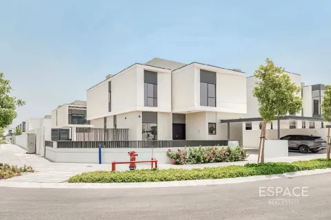 Vila di Al Furjan, Dubai, UAE 4 bilik tidur, 323 meter persegi № 661064 - foto 1