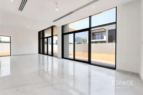 Vila di Al Furjan, Dubai, UAE 4 bilik tidur, 323 meter persegi № 661064 - foto 2