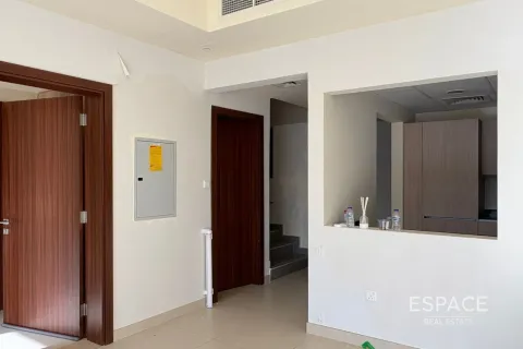 Vilă de vânzare în Dubai, EAU 4 dormitoare, 251 mp.  №661066 - poză 5