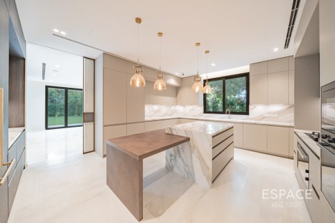Βίλα σε Jumeirah Islands, Dubai, ΗΑΕ 5 υπνοδωμάτια, 669 τ.μ. Αρ. 661065 - φωτογραφία 7