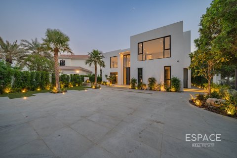 Βίλα σε Jumeirah Islands, Dubai, ΗΑΕ 5 υπνοδωμάτια, 669 τ.μ. Αρ. 661065 - φωτογραφία 3
