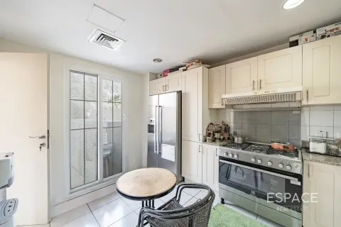 Vilă de vânzare în The Springs, Dubai, EAU 3 dormitoare, 209 mp. №661068 - poză 6