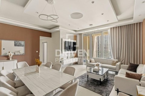 Apartament de închiriat în Downtown Dubai (Downtown Burj Dubai), Dubai, EAU 3 dormitoare, 160.07 mp.  №757243 - poză 3