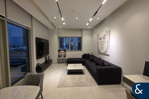 Apartament në Business Bay, Dubai, Emiratet e Bashkuara Arabe 1 dhomë gjumi, 81 m2. № 685144