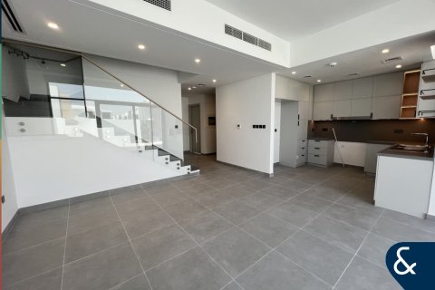 تاون هاوس للإيجار في Arabian Ranches 3، دبي، الإمارات العربية المتحدة 4 غرفة نوم ، 273 متر مربع ، رقم 685148 - صورة 2