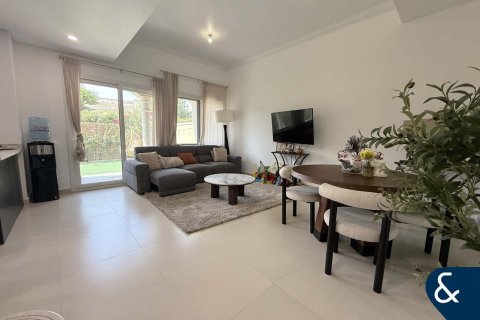 Üürile anda villa asukohaga Dubai Land, AÜE: 2 magamistoaga, 176 m² Nr 685147 - pilt 2