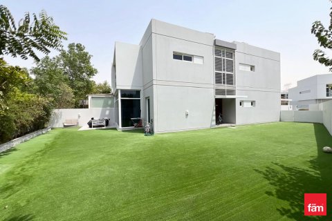 Townhouse sa Dubai, UAE 4 silid-tulugan, 392.8 sq.m. № 633823 - larawan 4