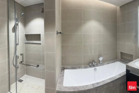 Apartment in Dubai, UAE 3 bedrooms, 179.3 sq.m. № 633822 - photo 16