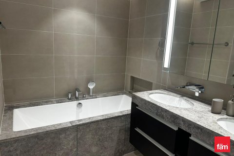 Apartment in Dubai, UAE 3 bedrooms, 179.3 sq.m. № 633822 - photo 18