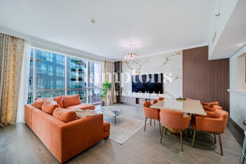 Appartement te huur in Jumeirah Beach Residence, Dubai, VAE 3 slaapkamers, 214.42012400 vr.m., nr 715755 - foto 12