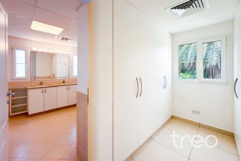 Βίλα σε Meadows, Dubai, ΗΑΕ 4 υπνοδωμάτια, 363.99 τ.μ. Αρ. 739301 - φωτογραφία 10