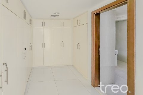 וילה להשכרה ב Meadows, Dubai, איחוד האמירויות 4 חדרי שינה, 50.17 מ"ר, מספר 739305 - תמונה 4