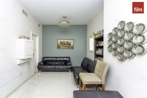 Řadový dům v Dubai, SAE 3 ložnice, 254.4 m² Č.: 696796 - fotografie 13