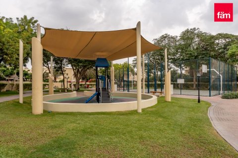 Řadový dům v Dubai, SAE 3 ložnice, 254.4 m² Č.: 696796 - fotografie 26