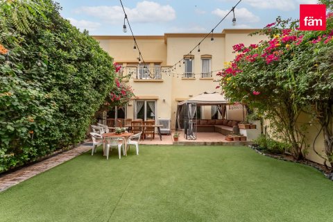 Řadový dům v Dubai, SAE 3 ložnice, 254.4 m² Č.: 696796 - fotografie 25
