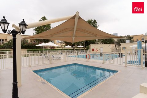 Řadový dům v Dubai, SAE 3 ložnice, 254.4 m² Č.: 696796 - fotografie 22