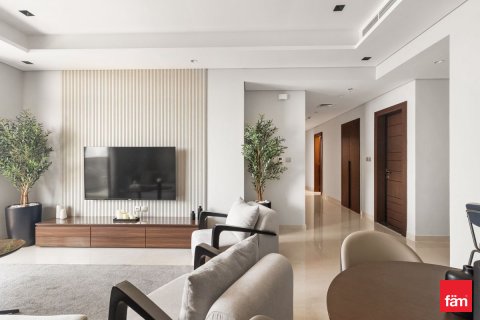 Business Bay, Dubai, UAE의 임대용 아파트 침실 3개, 154.4제곱미터 번호 718078 - 사진 4