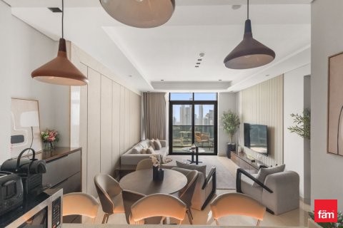 Business Bay, Dubai, UAE의 임대용 아파트 침실 3개, 154.4제곱미터 번호 718078 - 사진 2