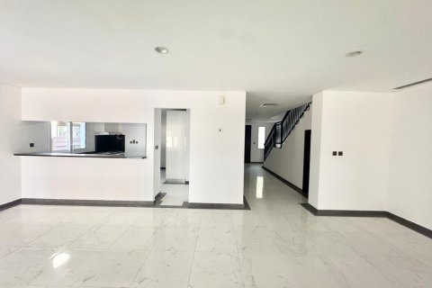 Shtëpi në qytet në Dubai Land, Emiratet e Bashkuara Arabe 3 dhoma gjumi, 246.29 m2. № 750802 - Foto 3