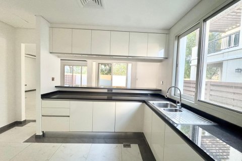 Shtëpi në qytet në Dubai Land, Emiratet e Bashkuara Arabe 3 dhoma gjumi, 246.29 m2. № 750802 - Foto 7