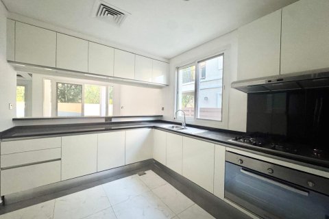 Shtëpi në qytet në Dubai Land, Emiratet e Bashkuara Arabe 3 dhoma gjumi, 246.29 m2. № 750802 - Foto 5