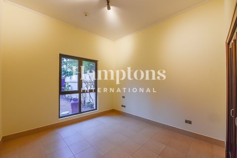 Appartement à louer à Old Town, Dubai, EAU 2 chambres, 316.46942435 m2 № 651004 - photo 5