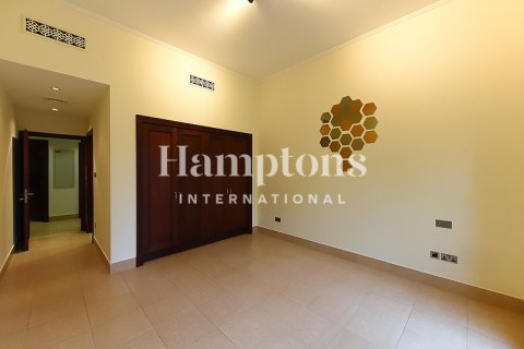 Appartement à louer à Old Town, Dubai, EAU 2 chambres, 316.46942435 m2 № 651004 - photo 17