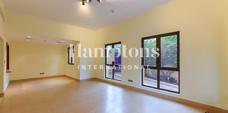 Appartement à Old Town, Dubai, EAU: 2 chambres, 316.469 m2 № 651004