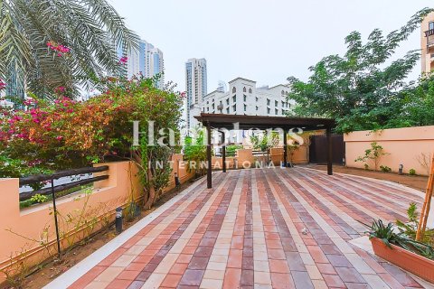 Appartement à louer à Old Town, Dubai, EAU 2 chambres, 316.46942435 m2 № 651004 - photo 9