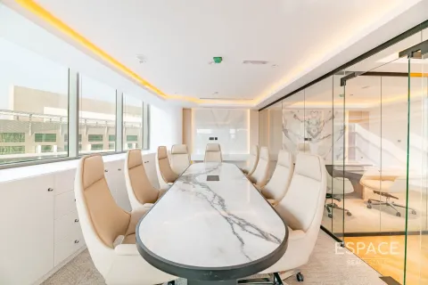 Barsha Heights (Tecom), Dubai, UAE의 임대용 사무실 161제곱미터 번호 652580 - 사진 10