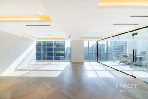 Barsha Heights (Tecom), Dubai, UAE의 임대용 사무실 161제곱미터 번호 652580 - 사진 2