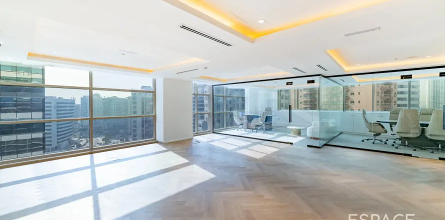 Barsha Heights (Tecom), Dubai, UAE의 사무실 161제곱미터 번호 652580