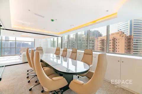 Barsha Heights (Tecom), Dubai, UAE의 임대용 사무실 161제곱미터 번호 652580 - 사진 9