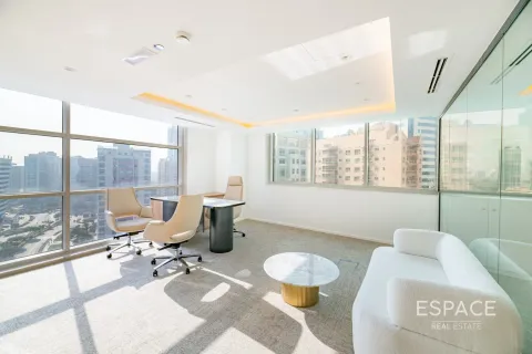 Barsha Heights (Tecom), Dubai, UAE의 임대용 사무실 161제곱미터 번호 652580 - 사진 11