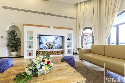 וילה להשכרה ב Palm Jumeirah, Dubai, איחוד האמירויות  4 חדרי שינה, 622 מ"ר, מספר 681086 - תמונה 5