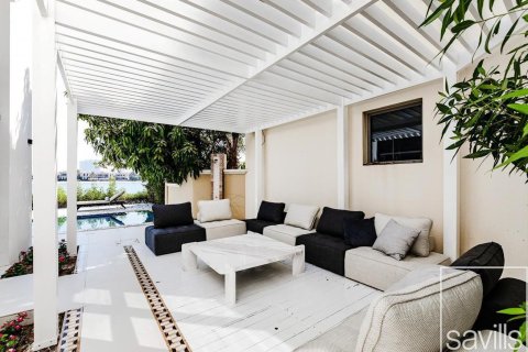 וילה להשכרה ב Palm Jumeirah, Dubai, איחוד האמירויות  4 חדרי שינה, 623 מ"ר, מספר 681085 - תמונה 14