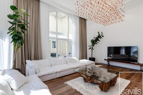 וילה להשכרה ב Palm Jumeirah, Dubai, איחוד האמירויות  4 חדרי שינה, 623 מ"ר, מספר 681085 - תמונה 19