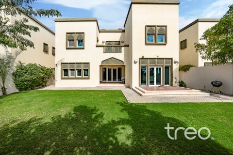 فيلا للبيع في Jumeirah Park، دبي، الإمارات العربية المتحدة 3 غرفة نوم ، 284.56 متر مربع ، رقم 761316 - صورة 5