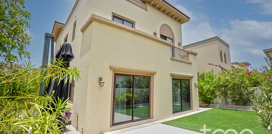 Villa à Arabian Ranches 2, Dubai, EAU: 3 chambres, 294.32 m2 № 761320