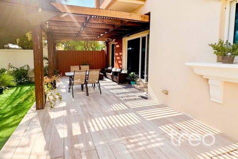 Huvila Dubai Sports City, Dubai, Arabiemiraatit 4 makuuhuonetta, 233.19 m2 № 761319 - kuva 15