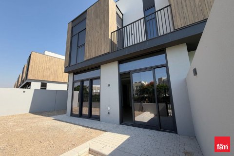 Vilë në Dubai, Emiratet e Bashkuara Arabe 4 dhoma gjumi, 257.4 m2. № 712833 - Foto 2