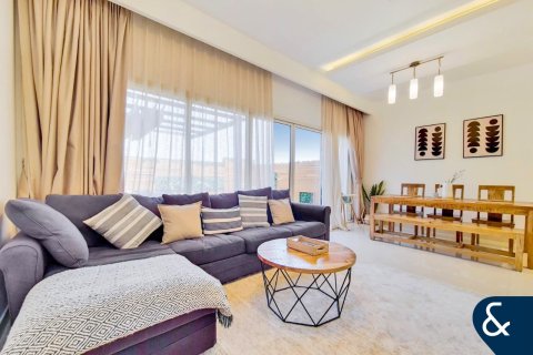 Kuća u nizu u Jumeirah Golf Estates, Dubai, UAE 2 spavaćih soba, 138 m2 Br. 685177 - fotografija 3