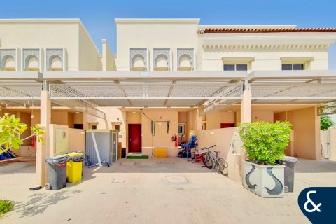 Kuća u nizu u Jumeirah Golf Estates, Dubai, UAE 2 spavaćih soba, 138 m2 Br. 685177 - fotografija 2