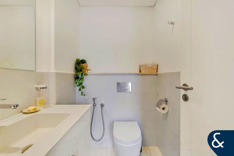 Kuća u nizu u Jumeirah Golf Estates, Dubai, UAE 2 spavaćih soba, 138 m2 Br. 685177 - fotografija 11